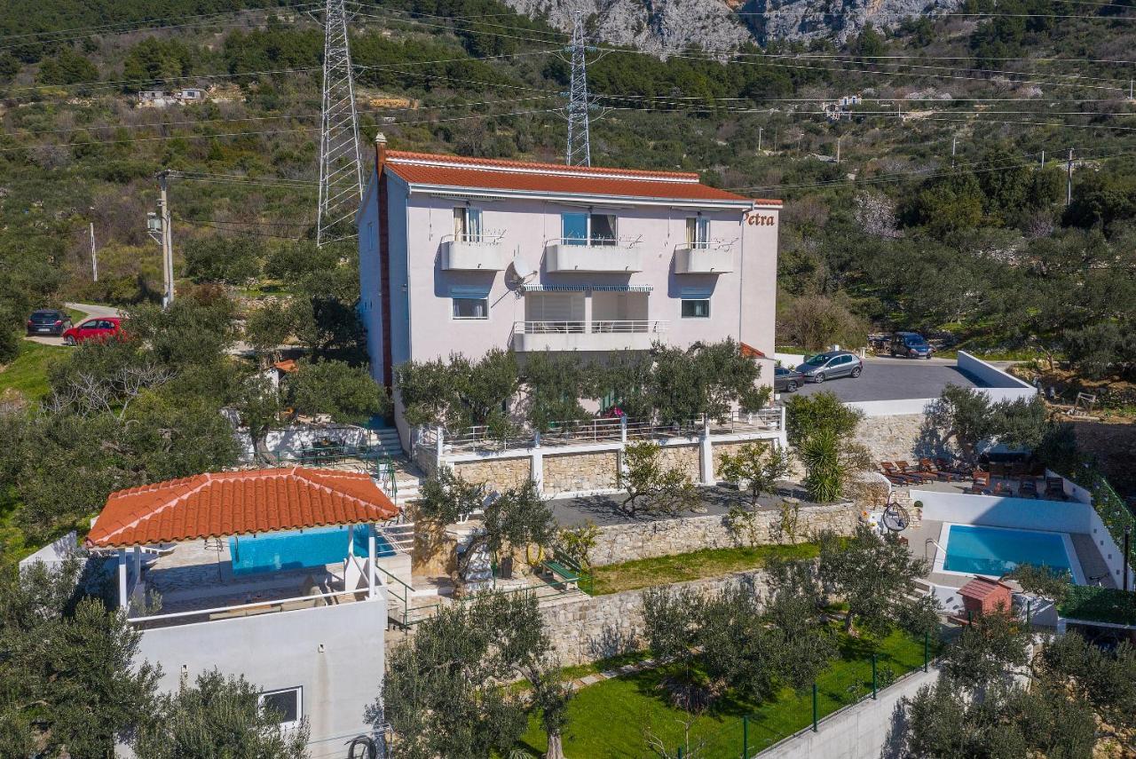 Villa Petra Apartment With Private Pool ماكارسكا المظهر الخارجي الصورة
