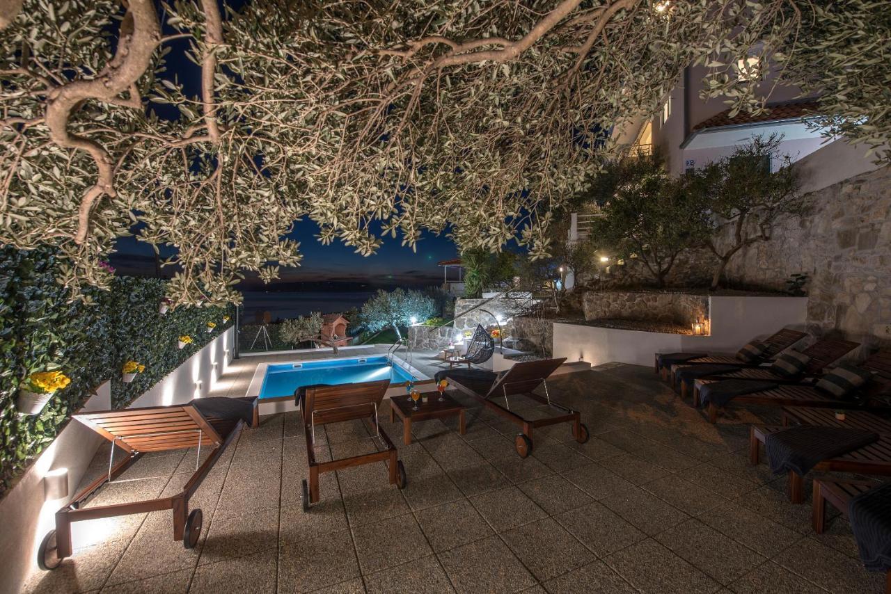 Villa Petra Apartment With Private Pool ماكارسكا المظهر الخارجي الصورة