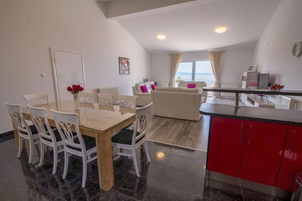 Villa Petra Apartment With Private Pool ماكارسكا المظهر الخارجي الصورة